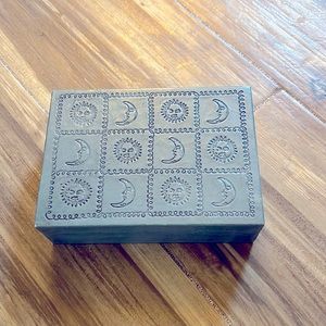 ✨NWOT✨ Sun & Moon Blue/Gray Jewelry Box🌞🌛